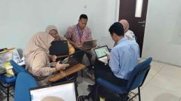 Dibuatkan Kelompok yg terdiri dar 5 dan 6 orang perkelompok , Dok FTUMJ