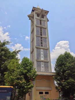 Image: Menara Masjid Agung Sumedang (by Merza Gamal)